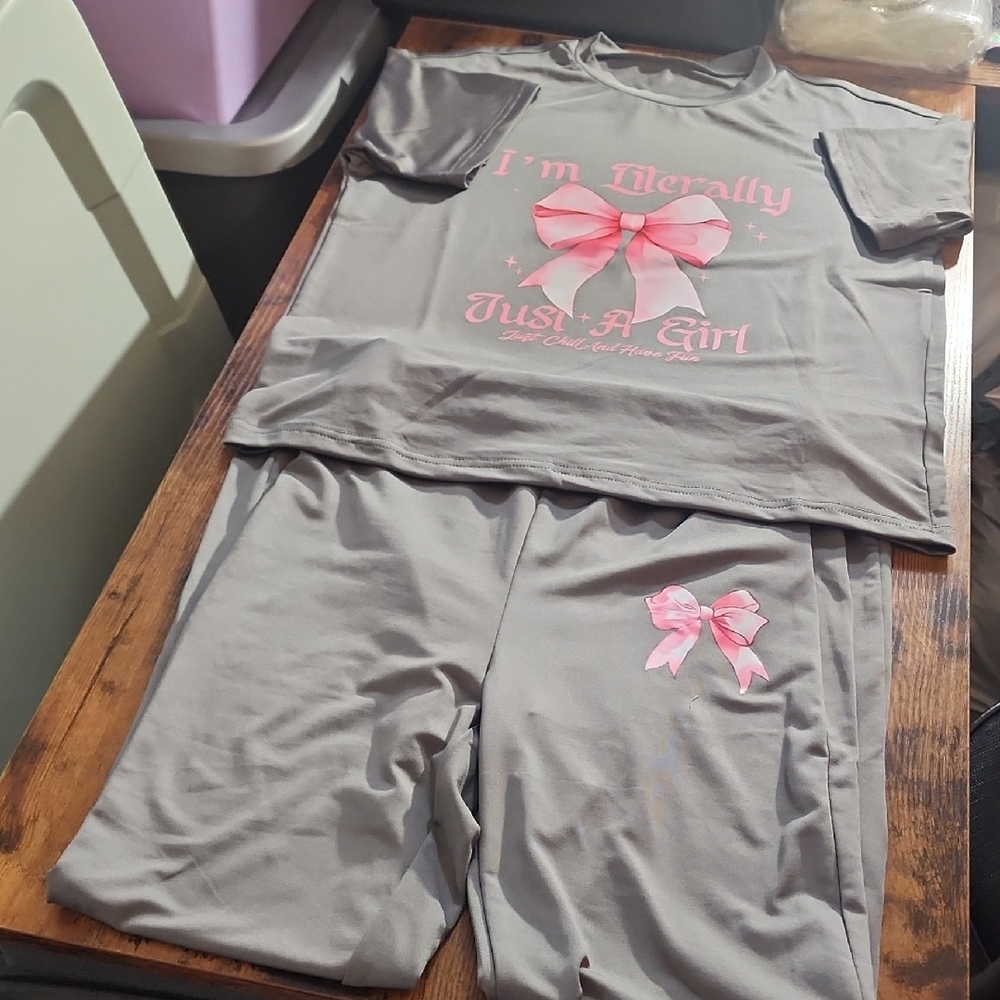 10yr Tween Girl casual Bow Graphic Short Sleeve Loose T-Shirt&flare Pants Set